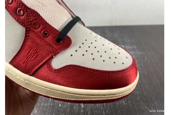 1 Low Room FN0432-100 Jordan Trophy OG Retro Away 0329